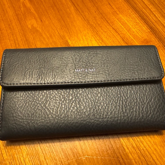 Matt & Nat Wallet - Picture 3 of 3